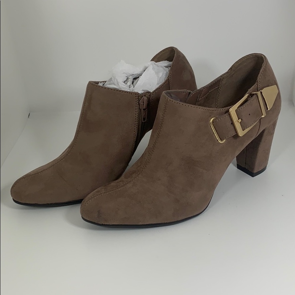 Aerosoles Effortless Boot Taupe 7.5